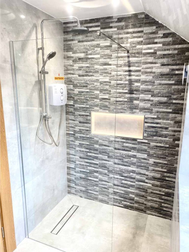 Cat Wetroom Renovation Dublin Finglas 539