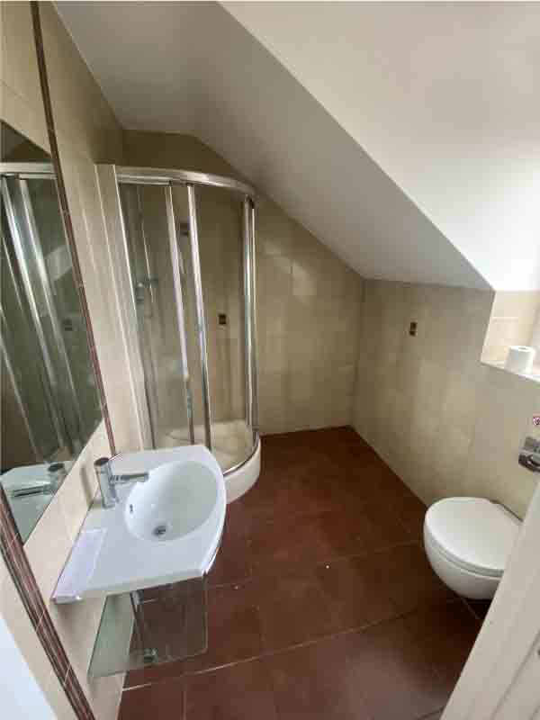 ensuite remodel swords colm26